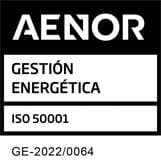Sello AENOR de gestión energética ISO 50001 con número de certificación GE-2022/0064.